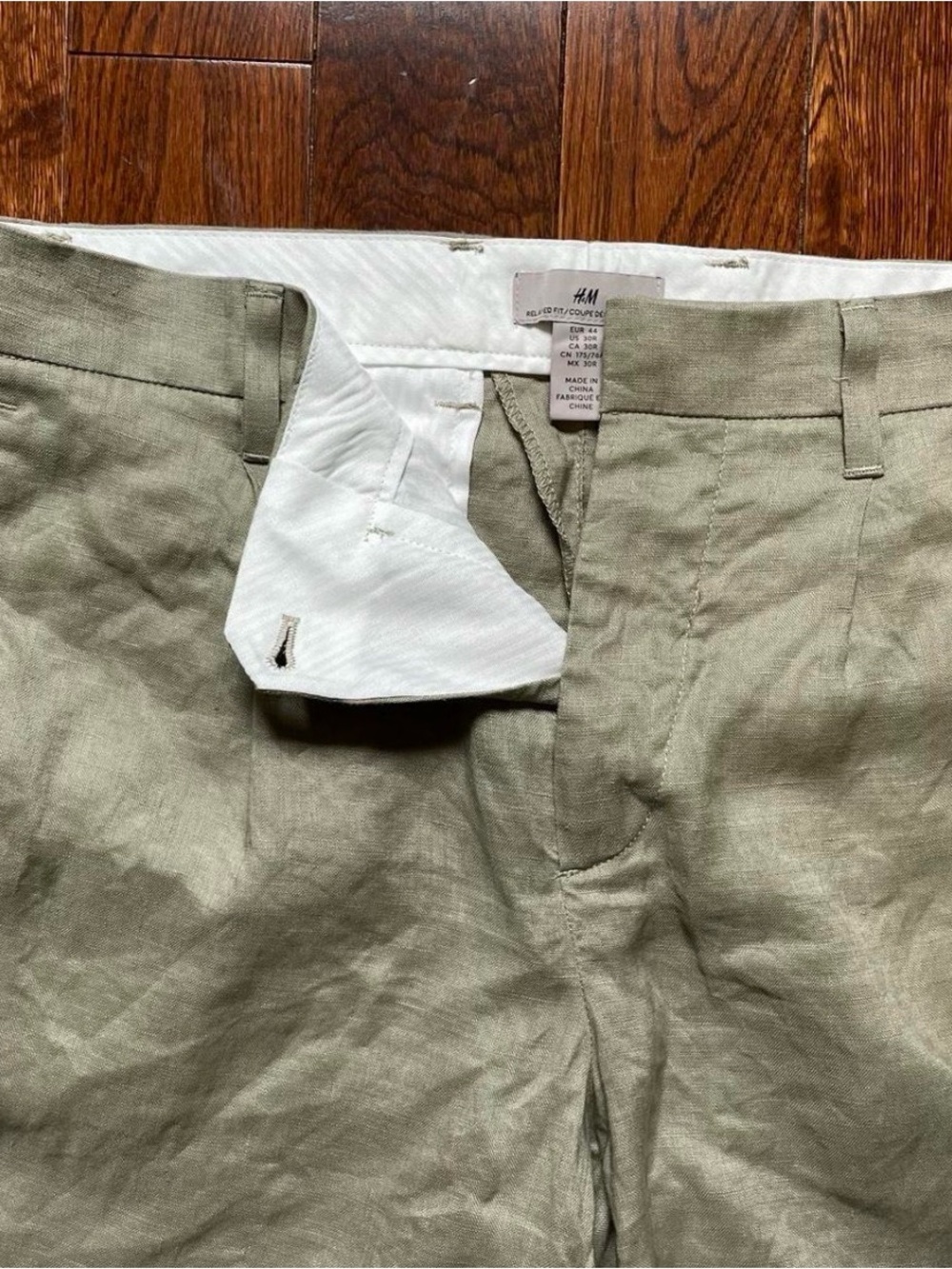 H&M Men's Light Olive/Tan Linen shorts